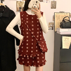 批发实拍 甜美碎花木耳边假两件毛呢背心连衣裙女冬长袖<b class='q'>T</b><b class='q'>恤</b>套<b class='q'>装</b>配包包