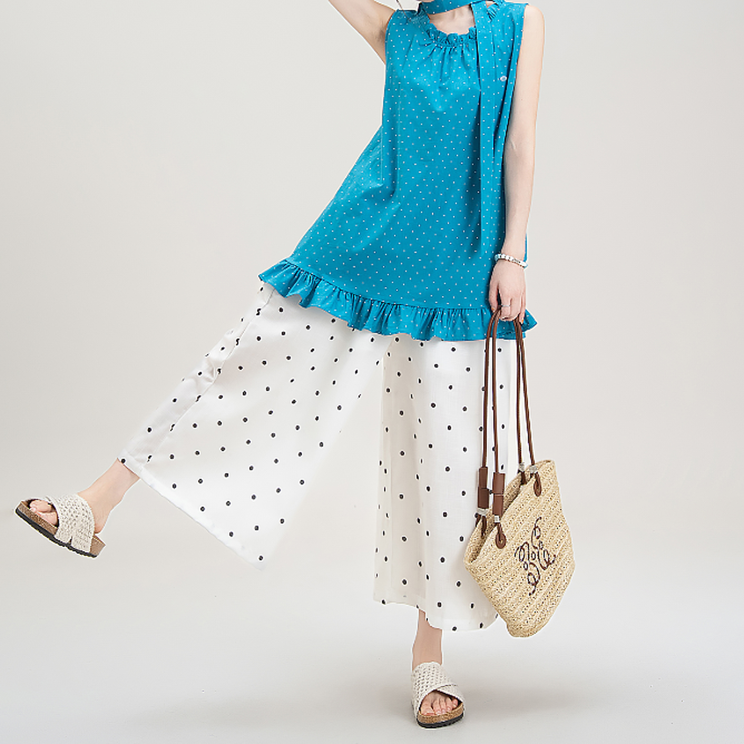 목이버섯 레이스 민소매 도트 무늬 조끼 여성 여름 새로운 작은 키 루즈핏 넓은 다리 8 점 바지 여성복 여성