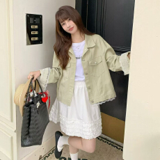 批发2026春装新款蕾丝拼接花边外套下摆时尚翻领复古减龄短装<b class='q'>牛仔</b>夹克