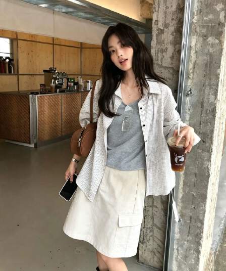 한국 스타일 2026 가을 새로운 미니멀리즘 품격 다용도 슬림해 보이는 한 마디 워크웨어 치마 캐주얼 반신 스커트 중간 스커트 여성