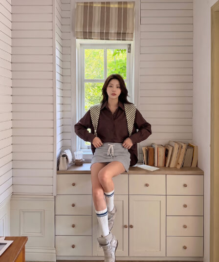 레트로 스트라이프 숄 POLO 칼라 주간 실크 면 린넨 셔츠 여성 긴 소매 이른 가을 새로운 루즈핏 다용도 자외선 차단 맨위