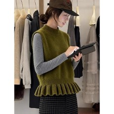 批发秋冬韩系穿搭墨绿色针织背心女荷叶边下摆设计感<b class='q'>百搭</b>叠穿漂亮上衣