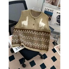 批发柔软<b class='q'>马海毛</b>减龄卡通刺绣奶黄色秋冬宽松显瘦圆领<b class='q'>开衫</b>毛衣外套女潮