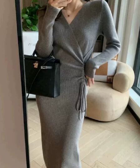 프랑스식 레트로 작은 대중 무릎 아래 롱 스커트 여성 2025 가을 겨울철 새로운 디자인 센스 허리 수축 슬림해 보이는 니트 드레스