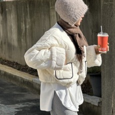 批发<b class='q'>韩版</b>ins百搭毛毛内胆短款小个子棉衣外套 女