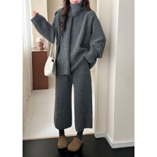 批发时尚套装高级感坑条软糯针织毛衣+高腰八分裤中裤 围脖三件套