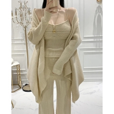 批发纯欲搭配一整套女韩国加厚毛衣开衫+打底<b class='q'>吊带</b>+高腰裤针织三件套装