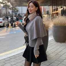 批发高级感气质针织打底斗篷开衫套装<b class='q'>女</b>冬时尚毛毛领围脖三件套