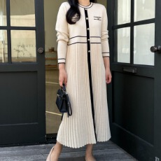 批发26韩国chic法式圆领单排扣宽松显瘦拼色长款打底针织<b class='q'>连衣裙</b>女长袖