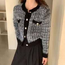 批发2026韩国东大门春装新款女装圆领小香风双贴袋女式针织开衫毛衣