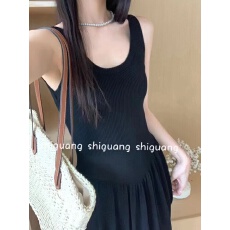 批发<b class='q'>实拍</b> 2026春季新品吊带针织连衣裙女冬季内搭背心裙长裙裙子8807