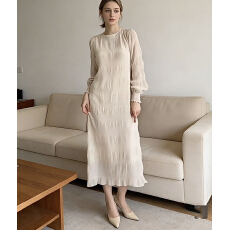 批发韩版春季新款灯笼<b class='q'>袖</b>泡泡雪纺圆领长款气质百褶雪纺<b class='q'>连衣裙</b>