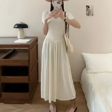 批发实拍 韩系设计感<b class='q'>复古</b>收腰大裙摆针织短袖<b class='q'>连衣裙</b>88143