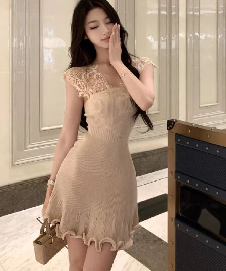 2026 레이스 섹시함 V넥 여성 드레스 봄 여름 품격 몸매 가꾸기 허리 수축 홀로우 아웃 치마