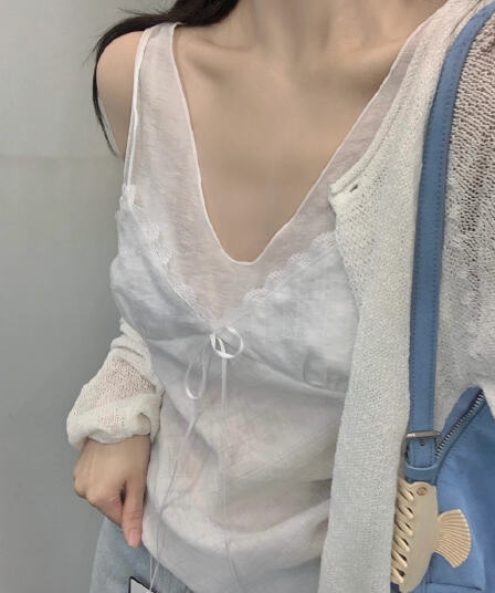 이른 봄 새로운 한 부서 나비 넥타이 ins 센스 V넥 품격 캐미솔 맨위 여성
