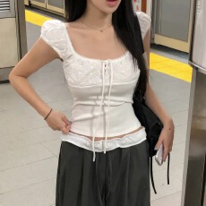 批发韩国chic夏季镂空刺绣拼接系带方领修身显瘦百搭泡泡袖短袖<b class='q'>t</b><b class='q'>恤</b>女