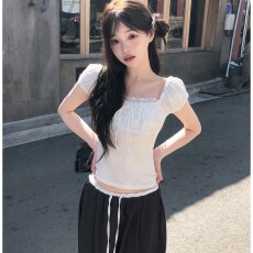 批发韩系泡泡袖蕾丝花边短袖<b class='q'>t</b><b class='q'>恤</b>女夏季修身显瘦甜美气质减龄短款上衣