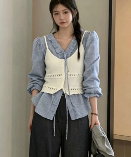 홀로우 아웃 무늬 베이지 색 니트 스웨터 캐미솔 다용도 슬림해 보이는 스택 착용 작은 청신 민소매 맨위 쇼트 스타일