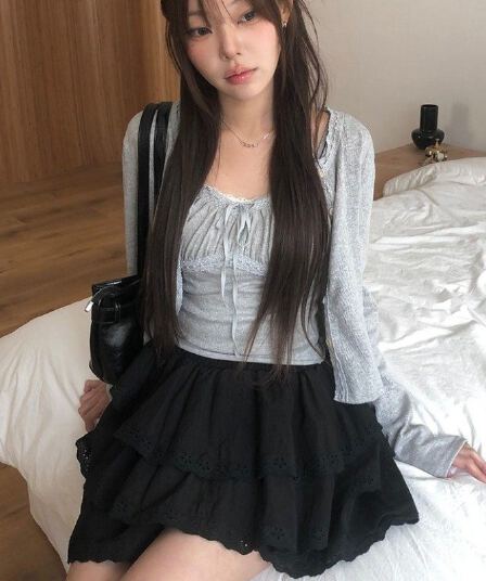 2026 년 이른 가을 한국 귀여운 소녀 레이스 스트랩 슬립 오픈 가디건 세트