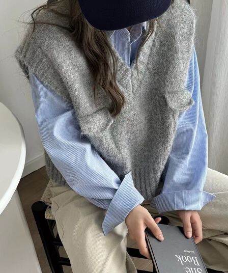 2025 가을 새로운 루즈핏 V넥 니트 스웨터 베스트 조끼 여성 외국 가스 연령 감소 스택 착용 다용도 민소매 스웨터