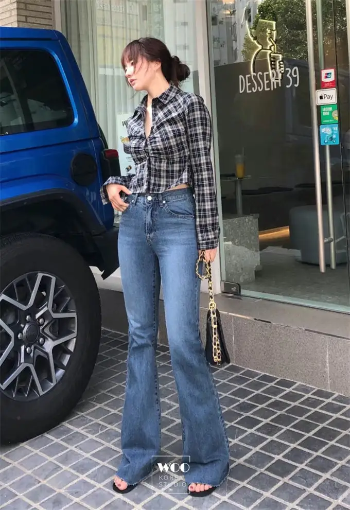 폴드 칼라 체크 무늬 크롭 셔츠 상세 이미지 6