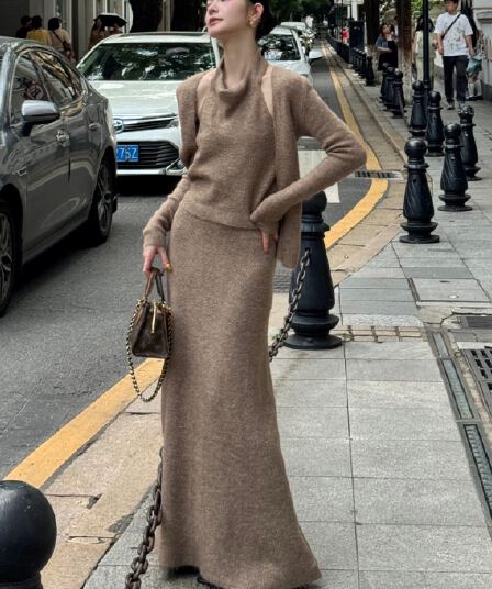 항구 바람 패션 품격 가을 착용 가져 가라. 전체 집합 페이크 레이어드 니트 행침 목 맨위 반신 스커트 투피스 슈트 여성
