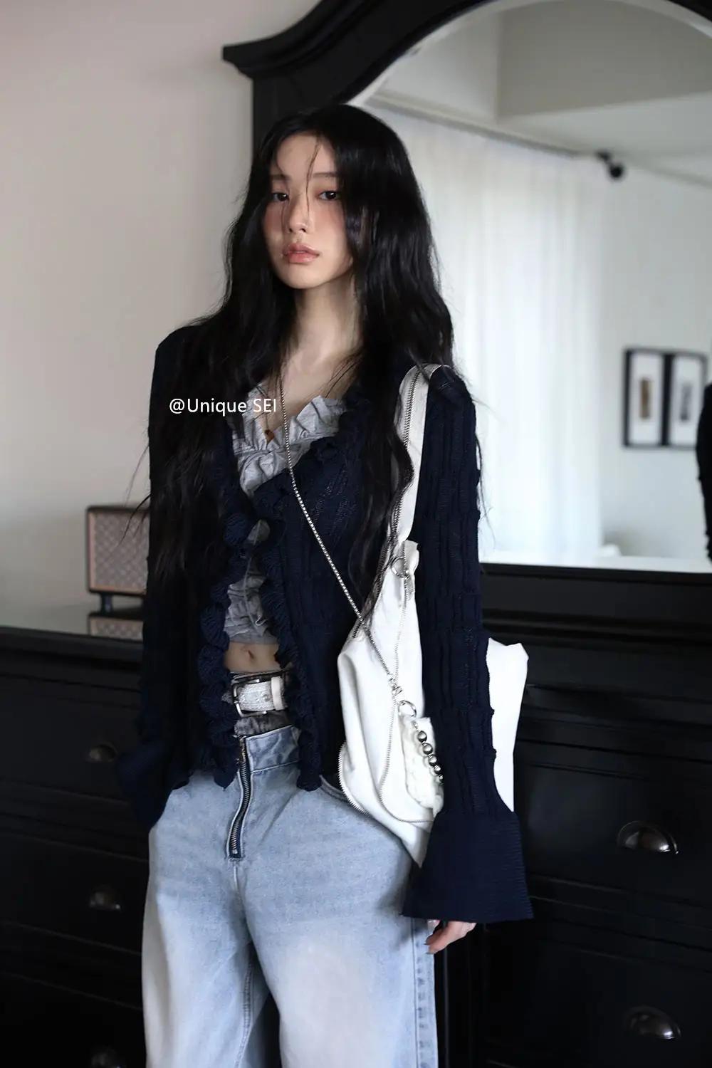 프릴 디테일 꽈배기 가디건 상세 이미지 7
