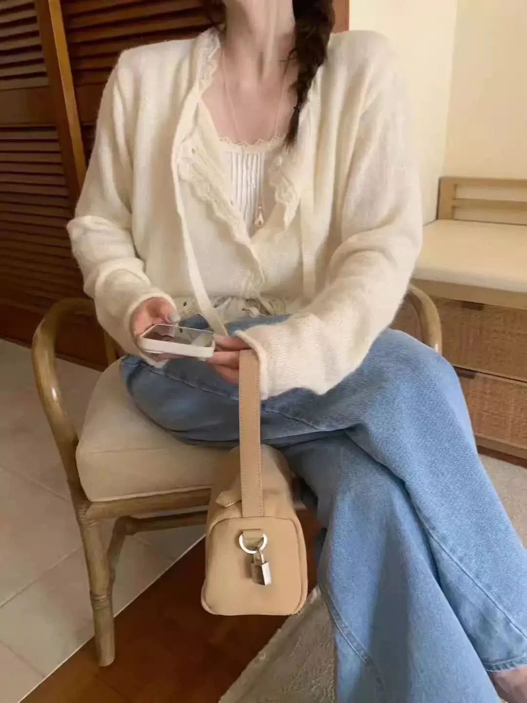 레이스 디테일 루즈핏 가디건 상세 이미지 2
