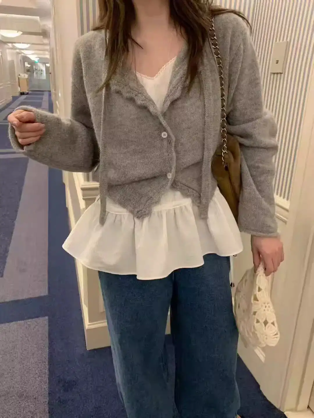 레이스 디테일 루즈핏 가디건 상세 이미지 10