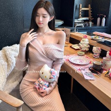 批发针织<b class='q'>连衣裙</b>女装秋冬季千金名媛气质打底修身性感<b class='q'>露肩</b>包臀长款裙子