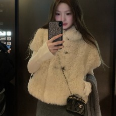 批发皮毛一体环保<b class='q'>皮草</b>马甲/小斗篷毛毛外套短上衣坎肩