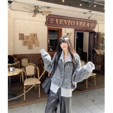 批发高领毛衣外套女秋冬慵懒高级感翻领宽松休闲加厚<b class='q'>针织</b>开衫上衣