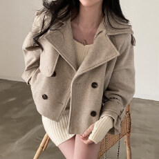 批发毛呢<b class='q'>外套</b>女chic冬季新款复古双排扣西装领短款小个子百搭呢子大衣