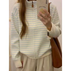 批发韩系设计感撞色条纹<b class='q'>真皮</b>拉链长袖毛衣女秋季显瘦百搭立领上衣WW