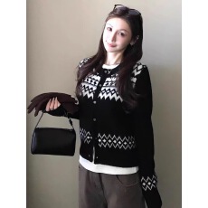 批发黑色船领费尔岛提花毛衣女秋冬宽松外穿慵懒风长袖套头针织衫上衣