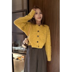 批发高级感小众秋冬圆领针织开衫女短款宽松显瘦百搭保暖毛衣外套上衣