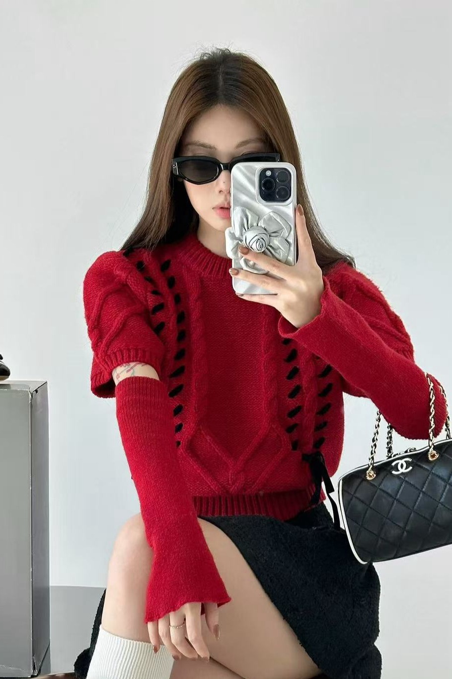 신년 새해 로브 빨간색 풀오버 스트랩 꽈배기 스웨터 여자 이른 봄 몸매 가꾸기 쇼트 스타일 소매 커버 니트 스웨터 맨위