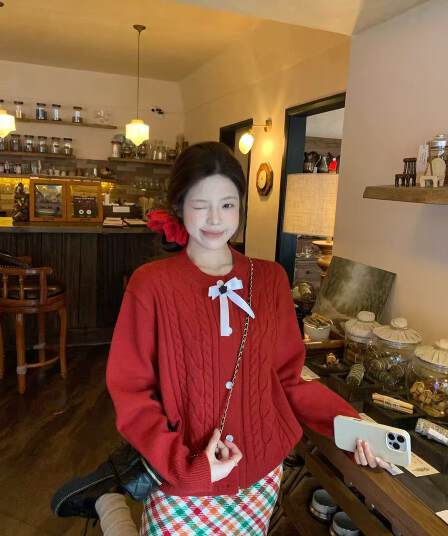 빨간색 오픈 가디건 2026 새로운 가을 착용 가져 가라. 니트 재킷 외부 가져 가라. 스웨터 여자 나비 매듭 맨위
