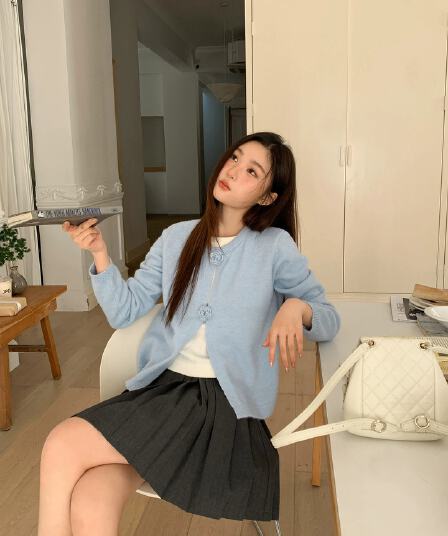 페이크 레이어드 패치워크 부드러운 찹쌀 스웨터 여자 봄 가을 새로운 3 차원 자수 꽃 니트 맨위