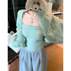 批发慵懒风绿色麻花长袖针织<b class='q'>开衫</b>女春秋抹胸背心毛衣短款两件套上衣潮