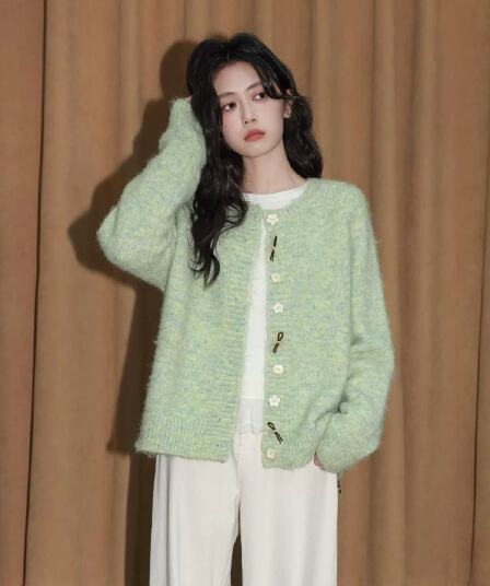 밝은 녹색 라운드 넥 스웨터 여성 코트 봄 가을 2026 새로운 와이드 부드러운 찹쌀 느긋한 니트 오픈 가디건 외부 잡아라. 의류