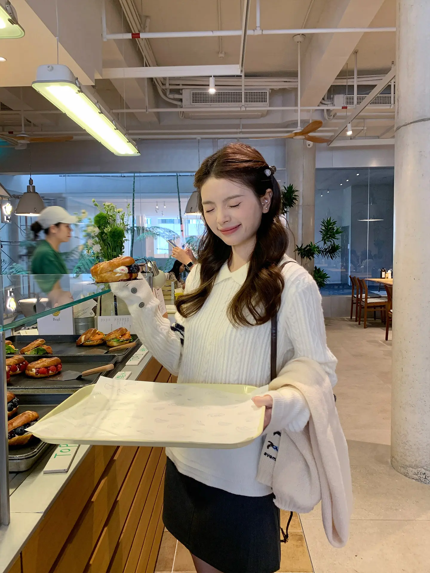 프레피 폴드 칼라 꽈배기 니트 상세 이미지 2