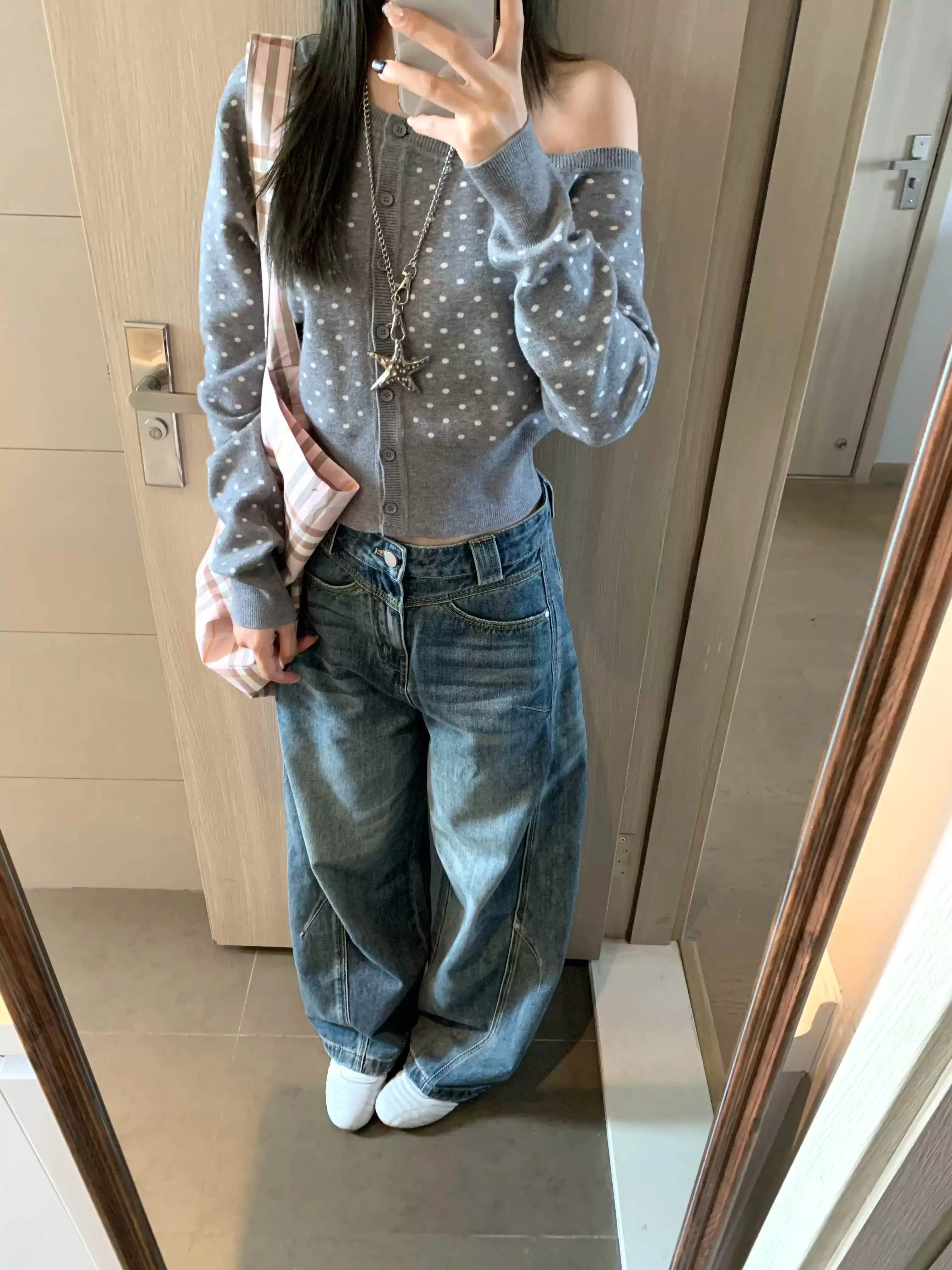 도트 패턴 루즈핏 가디건 상세 이미지 3