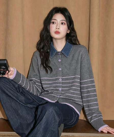 가을과 겨울 스웨터 슬림해 보이는 니트 스웨터 느슨함 센스 디자인 센스 루즈핏 슬림해 보이는 맨위