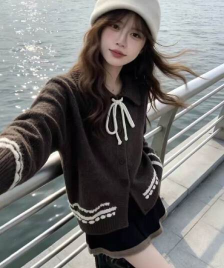2026 새로운 여자 루즈핏 레트로 폴로 칼라 레이스업 니트 오픈 가디건 스웨터 맨위