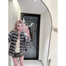 批发秋冬新款学院风美式条纹撞色针织开衫女百搭休闲早春毛衣外套上衣