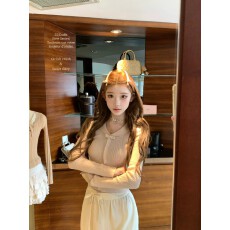 批发韩系秋天巨好看的娃娃领针织上衣女秋季<b class='q'>新款</b>内搭<b class='q'>打底衫</b>设计感小众