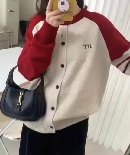 배색 라운드 넥 오픈 가디건 자카드 싱글 줄 버튼 니트 스웨터 여성 봄 캐주얼 외부 줄을 서라. 셔츠
