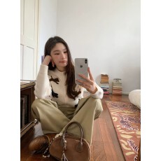批发你童趣小狗毛巾绣针织<b class='q'>开衫</b>女春秋复古简约松弛感韩系上衣