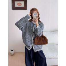 批发休闲风多色圆领长袖宽松撞色边纽扣<b class='q'>开衫</b>毛<b class='q'>针织衫</b> 显瘦气质